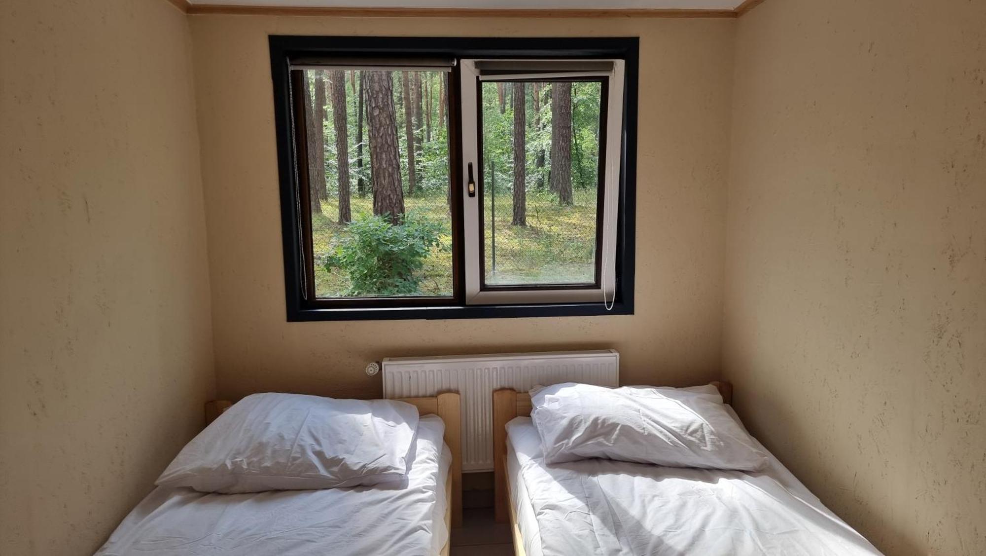 Osrodek La La Las - Domki Letniskowe W Lesie Nad Jeziorem Bytnica Habitación foto